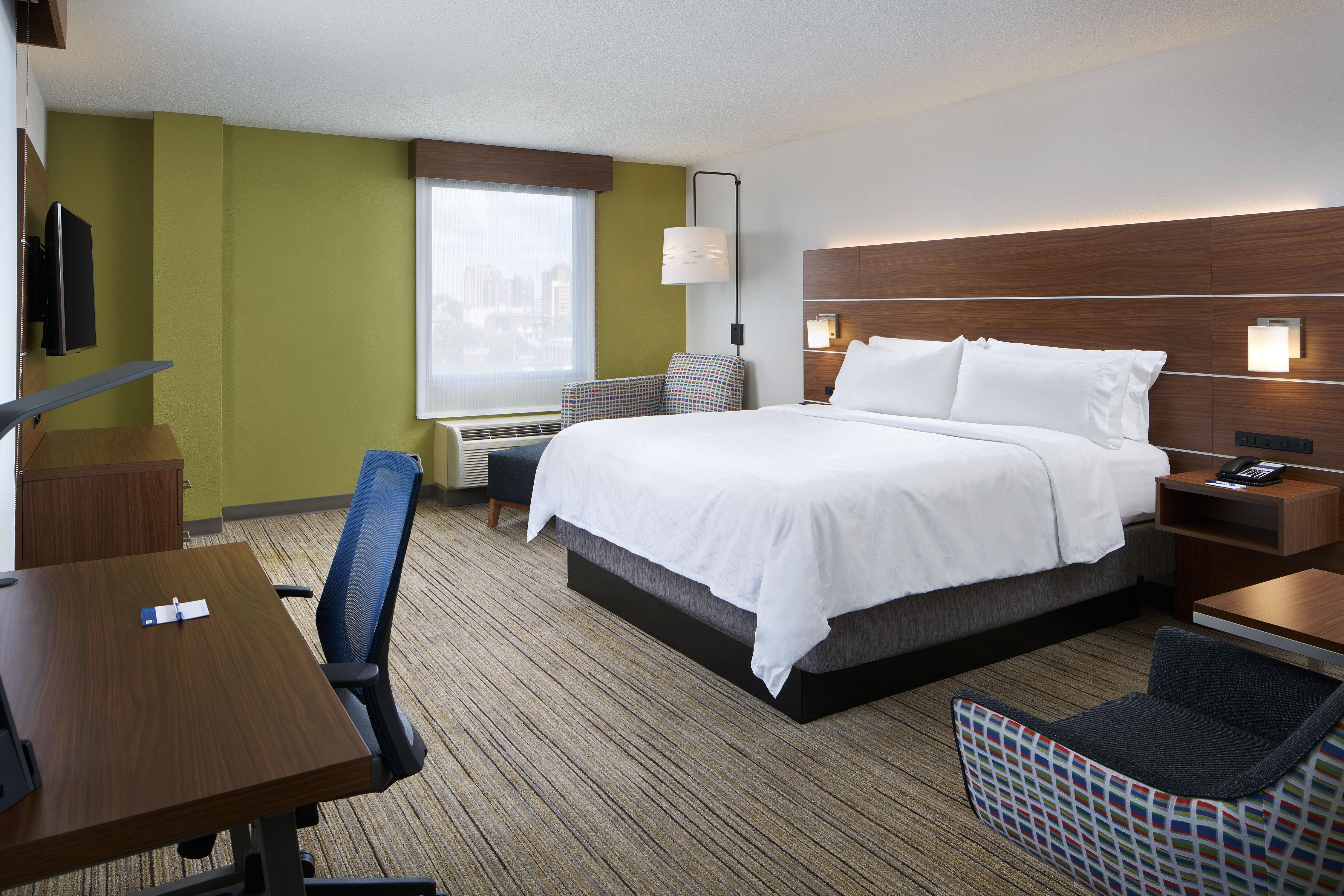 Holiday Inn Express - Richmond Downtown By Ihg Exterior photo
