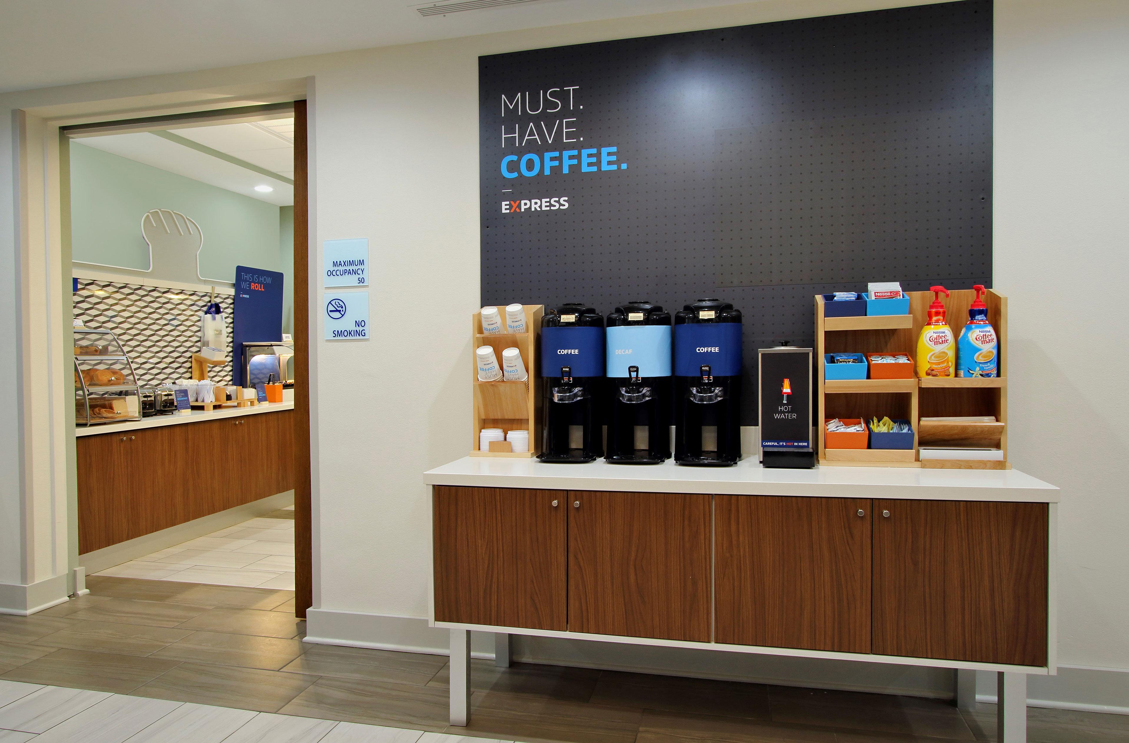 Holiday Inn Express - Richmond Downtown By Ihg Exterior photo